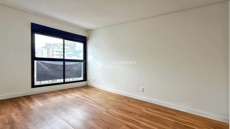 OPORTUNIDADE NO CENTRO DE FLORIANÓPOLIS – 3 DORMITÓRIOS, 2 VAGAS E HOBBY BOX: 8ª foto da galeria de imagens do imóvel