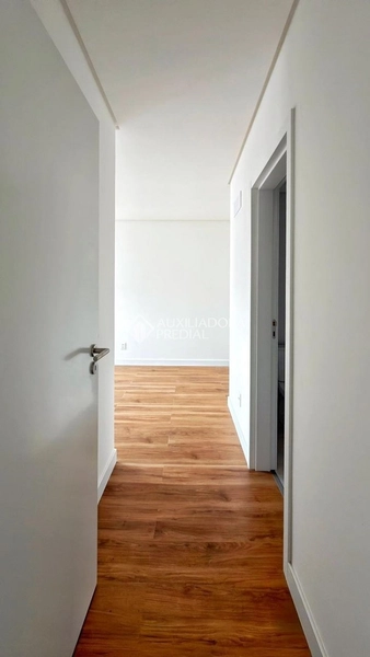 OPORTUNIDADE NO CENTRO DE FLORIANÓPOLIS – 3 DORMITÓRIOS, 2 VAGAS E HOBBY BOX: 6ª foto da galeria de imagens do imóvel