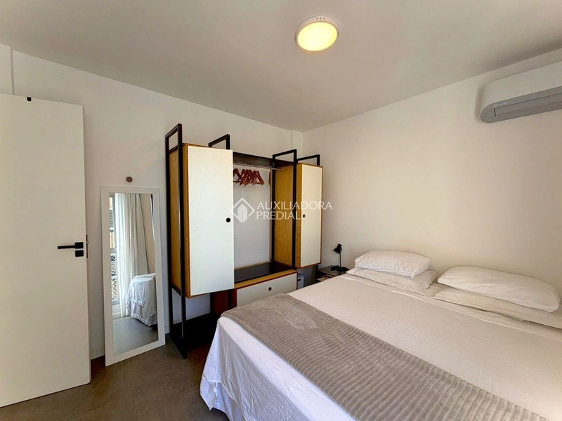 Apartamento reformado no Centro de Florianópolis | 2 dormitórios + vaga: 9ª foto da galeria de imagens do imóvel