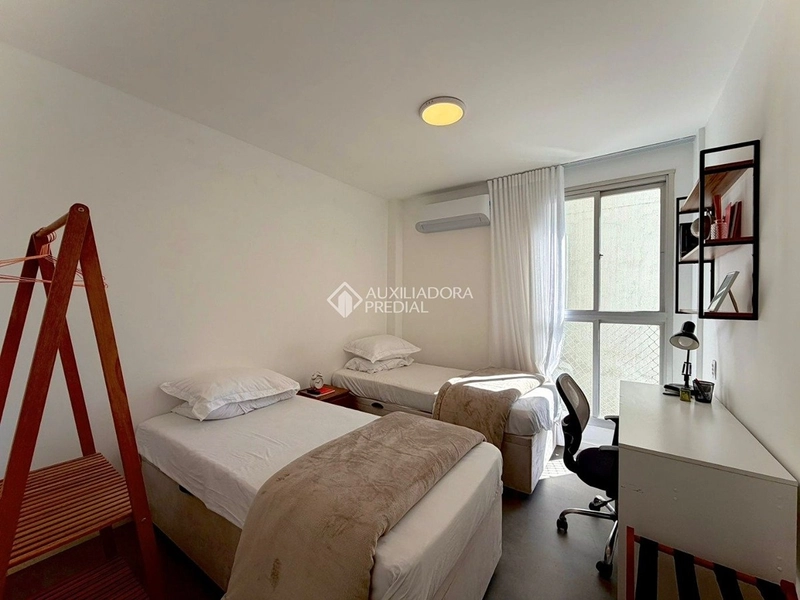 Apartamento reformado no Centro de Florianópolis | 2 dormitórios + vaga: 12ª foto da galeria de imagens do imóvel