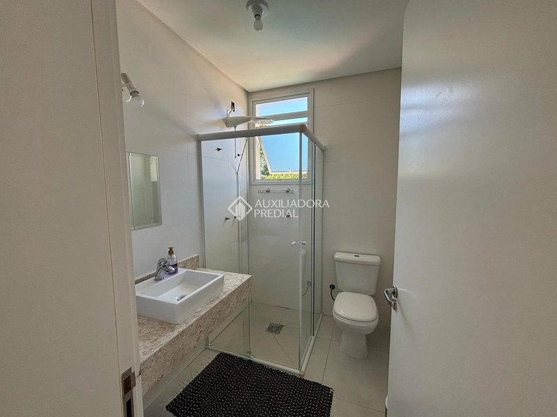 Casa semi mobiliada para aluguel em Florianópolis | 3 suítes | piscina privativa | alto padrão: 12ª foto da galeria de imagens do imóvel