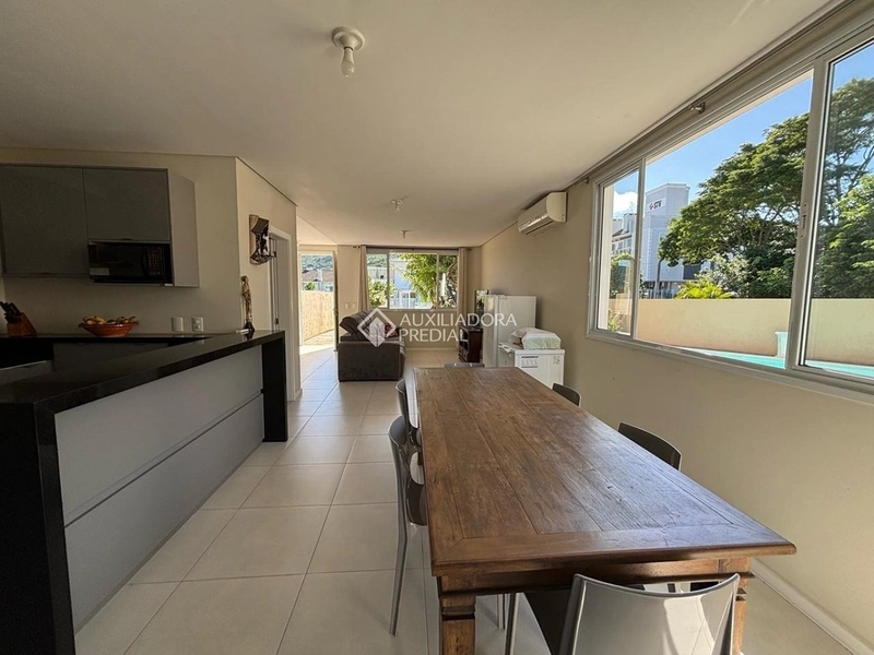 Casa semi mobiliada para aluguel em Florianópolis | 3 suítes | piscina privativa | alto padrão: 21ª foto da galeria de imagens do imóvel