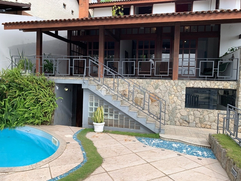 Casa com vista para o mar à venda em Itaguaçu | 406 m² construídos | Florianópolis: 43ª foto da galeria de imagens do imóvel