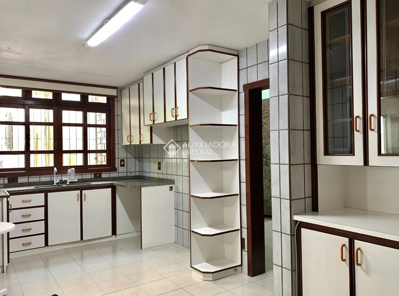 Casa com vista para o mar à venda em Itaguaçu | 406 m² construídos | Florianópolis: 12ª foto da galeria de imagens do imóvel