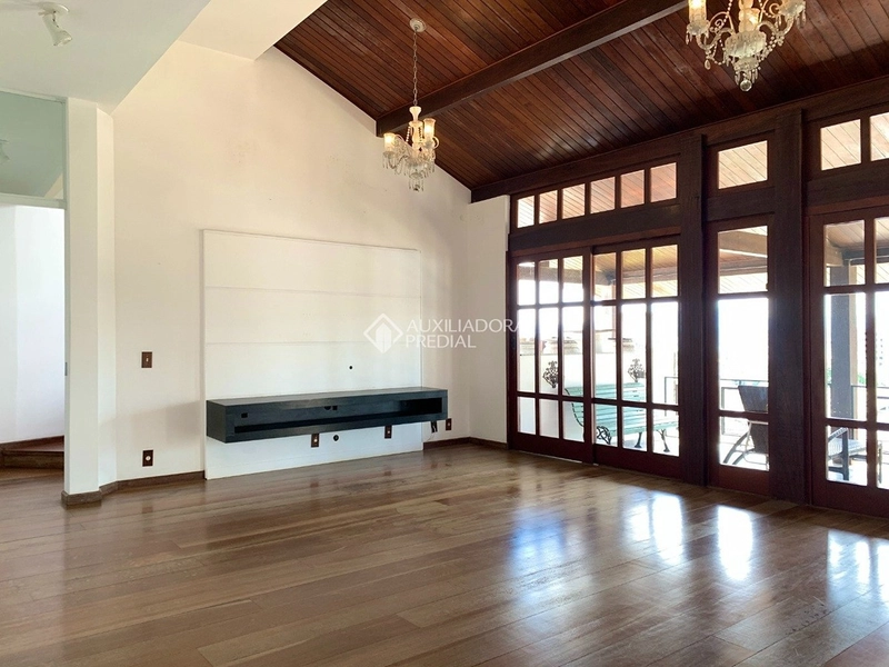 Casa com vista para o mar à venda em Itaguaçu | 406 m² construídos | Florianópolis: 3ª foto da galeria de imagens do imóvel