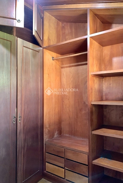 Casa com vista para o mar à venda em Itaguaçu | 406 m² construídos | Florianópolis: 29ª foto da galeria de imagens do imóvel