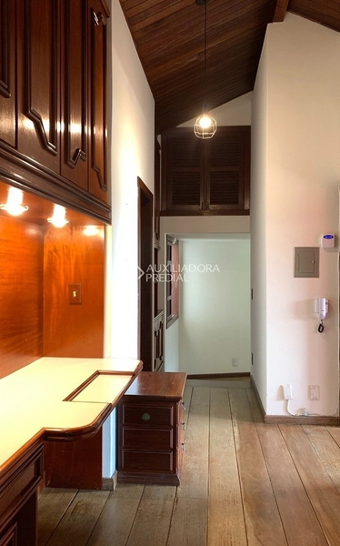 Casa com vista para o mar à venda em Itaguaçu | 406 m² construídos | Florianópolis: 30ª foto da galeria de imagens do imóvel