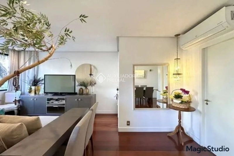 Apartamento 4 dormitórios com 2 suítes e 2 vagas | 120m² privativos | Centro de Florianópolis: 2ª foto da galeria de imagens do imóvel