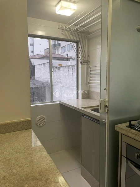 Apartamento 2 dormitórios no Centro de Florianópolis – vaga de garagem e condomínio completo: 9ª foto da galeria de imagens do imóvel
