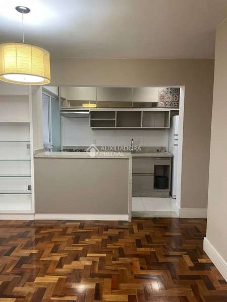 Apartamento 2 dormitórios no Centro de Florianópolis – vaga de garagem e condomínio completo: 6ª foto da galeria de imagens do imóvel