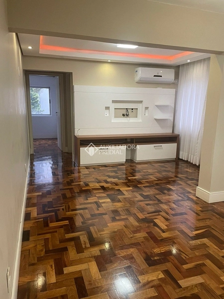 Apartamento 2 dormitórios no Centro de Florianópolis – vaga de garagem e condomínio completo: 3ª foto da galeria de imagens do imóvel