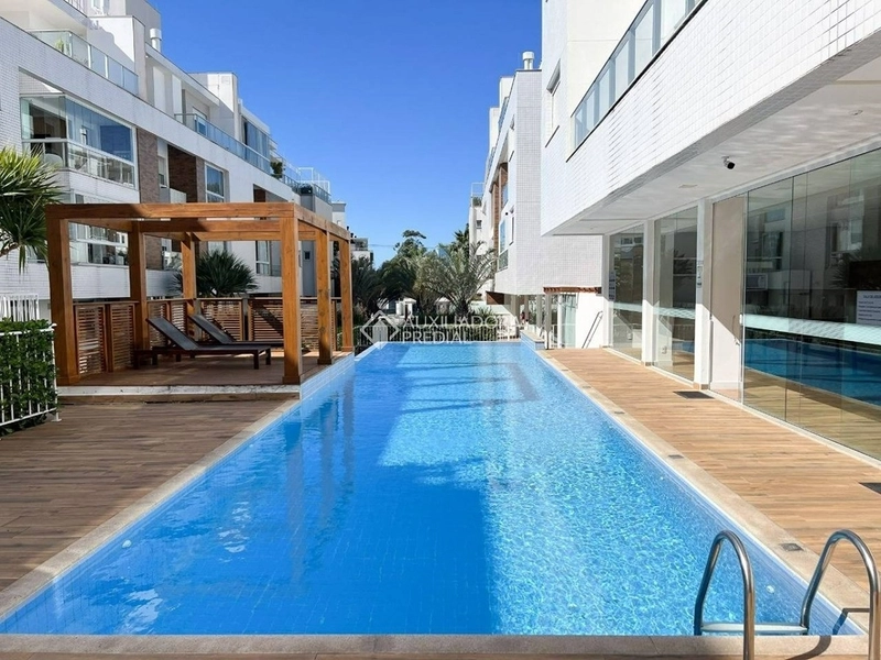 Apartamento Garden mobiliado à venda | 2 dormitórios | Quintal com deck | Próximo à praia: 26ª foto da galeria de imagens do imóvel