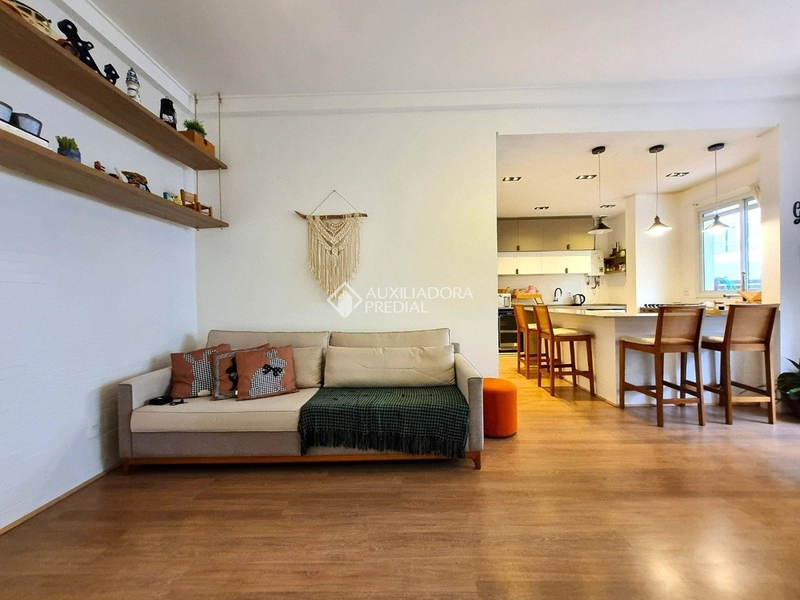 Apartamento Garden mobiliado à venda | 2 dormitórios | Quintal com deck | Próximo à praia: 7ª foto da galeria de imagens do imóvel