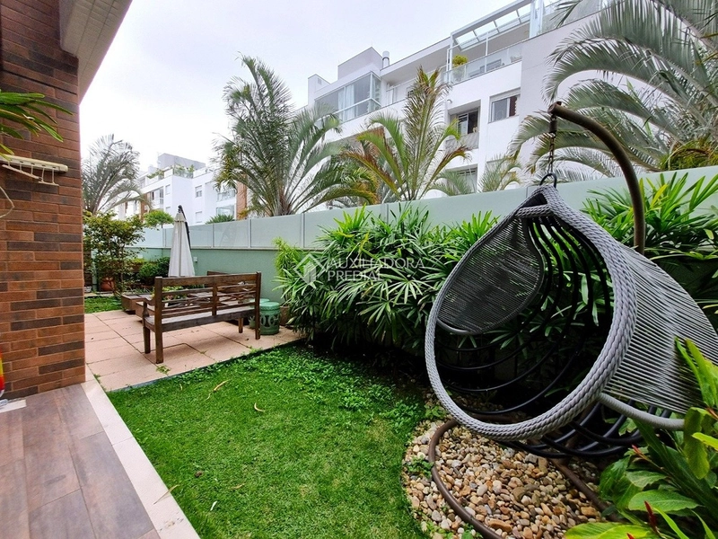 Apartamento Garden mobiliado à venda | 2 dormitórios | Quintal com deck | Próximo à praia: 24ª foto da galeria de imagens do imóvel