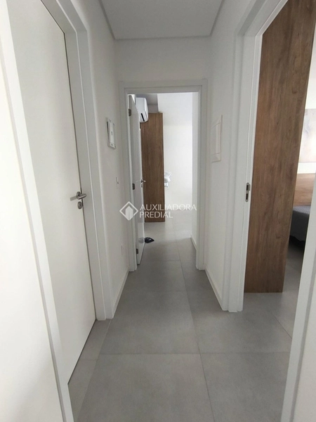 Apartamento Novo para Locação no Ribeirão da Ilha - 2 Quartos, Piscina e Academia Próximo às Praias: 17ª foto da galeria de imagens do imóvel