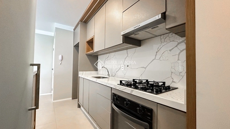 Apartamento para alugar no Jardim Atlântico em Florianópolis | 2 dormitórios (1 suíte) | semi-mobiliado | condomínio com piscina: 14ª foto da galeria de imagens do imóvel