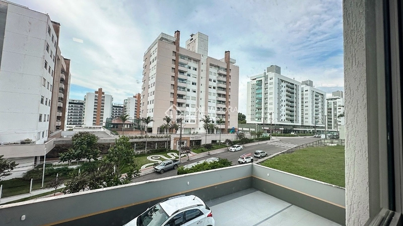 Apartamento para alugar no Jardim Atlântico em Florianópolis | 2 dormitórios (1 suíte) | semi-mobiliado | condomínio com piscina: 5ª foto da galeria de imagens do imóvel