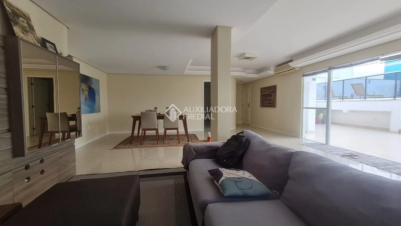 Cobertura plana com vista para o pôr do sol à venda no João Paulo | 275 m² | Florianópolis: 6ª foto da galeria de imagens do imóvel
