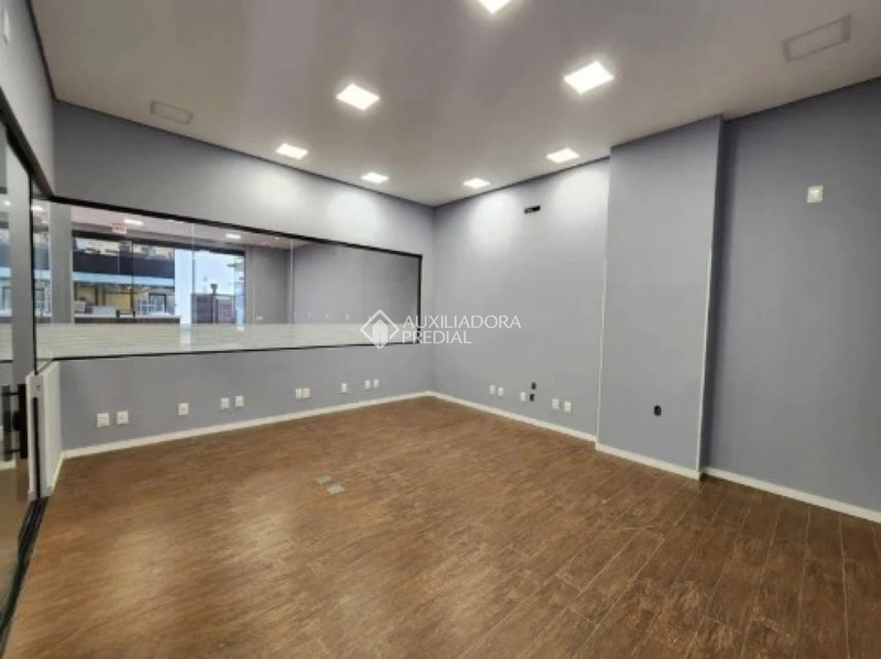 Ponto comercial para alugar no Saco Grande Florianópolis | 200m² | próximo à SC-401 | alta visibilidade: 3ª foto da galeria de imagens do imóvel