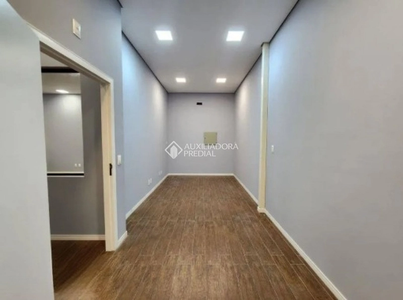Ponto comercial para alugar no Saco Grande Florianópolis | 200m² | próximo à SC-401 | alta visibilidade: 6ª foto da galeria de imagens do imóvel