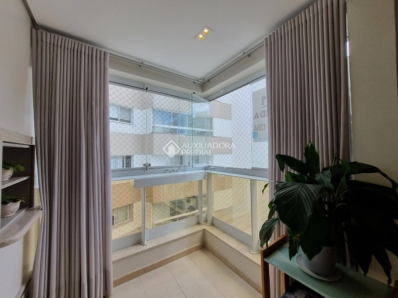 Apartamento à venda na Trindade | 3 dormitórios | 2 vagas | Próximo à UFSC: 9ª foto da galeria de imagens do imóvel