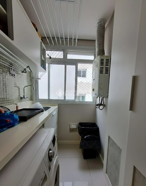 Apartamento à venda na Trindade | 3 dormitórios | 2 vagas | Próximo à UFSC: 7ª foto da galeria de imagens do imóvel