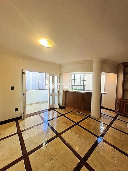 Apartamento à venda no bairro Agronômica em Florianópolis | 3 dormitórios | Próximo à Beira-Mar Norte: 6ª foto da galeria de imagens do imóvel