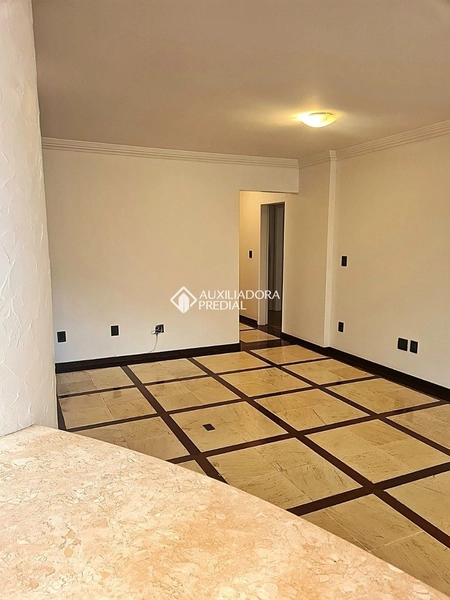 Apartamento à venda no bairro Agronômica em Florianópolis | 3 dormitórios | Próximo à Beira-Mar Norte: 11ª foto da galeria de imagens do imóvel