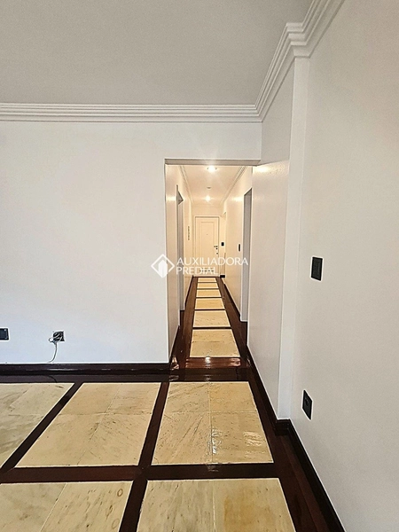 Apartamento à venda no bairro Agronômica em Florianópolis | 3 dormitórios | Próximo à Beira-Mar Norte: 20ª foto da galeria de imagens do imóvel