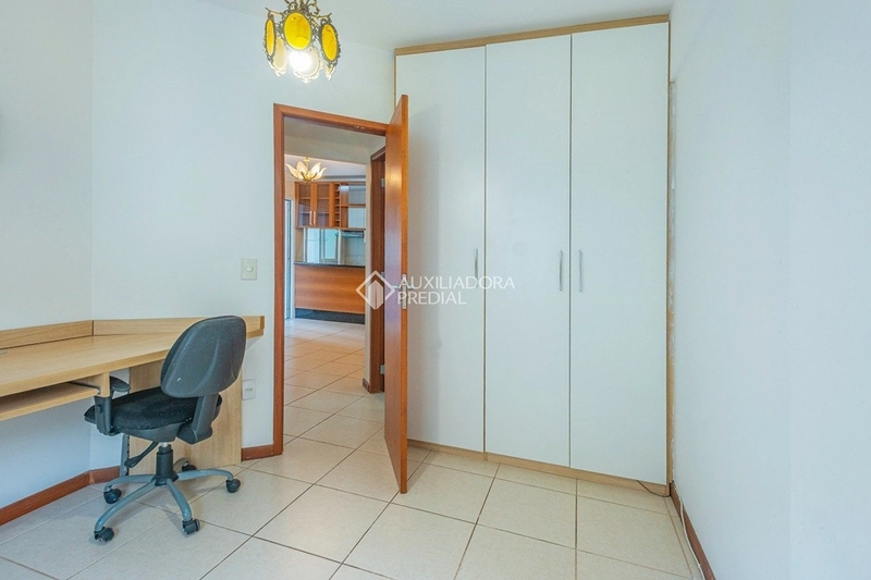 Apartamento 2 dormitórios com suíte e sacada no Centro de Florianópolis – vaga coberta: 16ª foto da galeria de imagens do imóvel