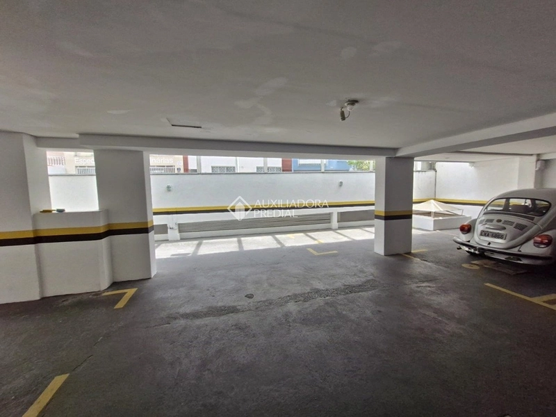 Apartamento 2 dormitórios com suíte e sacada no Centro de Florianópolis – vaga coberta: 24ª foto da galeria de imagens do imóvel