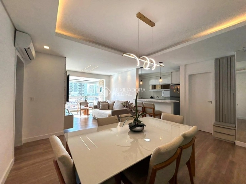 Apartamento à venda com 3 quartos e 2 vagas no Estreito – Florianópolis: 4ª foto da galeria de imagens do imóvel