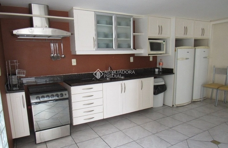 Apartamento para alugar na Agronômica Florianópolis | 3 dormitórios (1 suíte) | vaga | próximo à Beira-Mar Norte: 18ª foto da galeria de imagens do imóvel