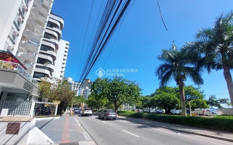 Apartamento para alugar na Agronômica Florianópolis | 3 dormitórios (1 suíte) | vaga | próximo à Beira-Mar Norte: 22ª foto da galeria de imagens do imóvel