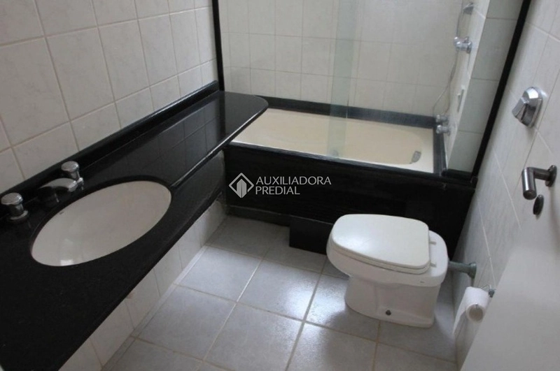 Apartamento para alugar na Agronômica Florianópolis | 3 dormitórios (1 suíte) | vaga | próximo à Beira-Mar Norte: 13ª foto da galeria de imagens do imóvel