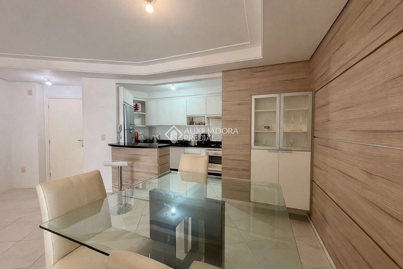 Apartamento à venda no Parque São Jorge Florianópolis | 103m² | suíte com hidromassagem | 2 vagas + hobby box: 10ª foto da galeria de imagens do imóvel