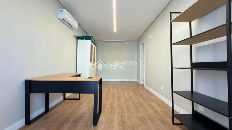 Cobertura mobiliada, 3 dormitórios, piscina privativa e vista para o mar | Campeche | Florianópolis: 31ª foto da galeria de imagens do imóvel
