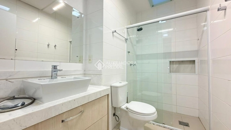 Cobertura mobiliada, 3 dormitórios, piscina privativa e vista para o mar | Campeche | Florianópolis: 29ª foto da galeria de imagens do imóvel