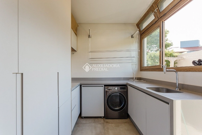 Casa de luxo com vista para o mar em Cacupé | 1.018 m² construídos | 4 dormitórios: 15ª foto da galeria de imagens do imóvel