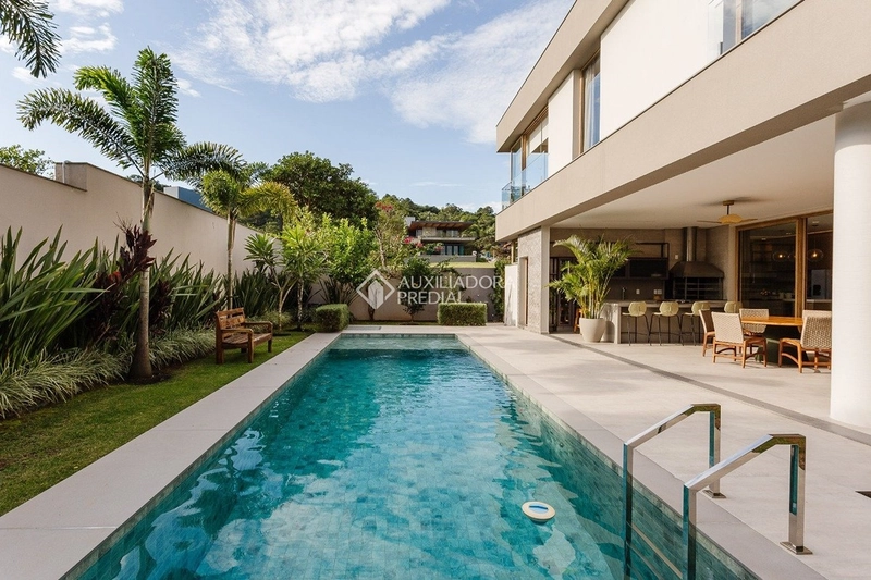 Casa de luxo com vista para o mar em Cacupé | 1.018 m² construídos | 4 dormitórios: 52ª foto da galeria de imagens do imóvel