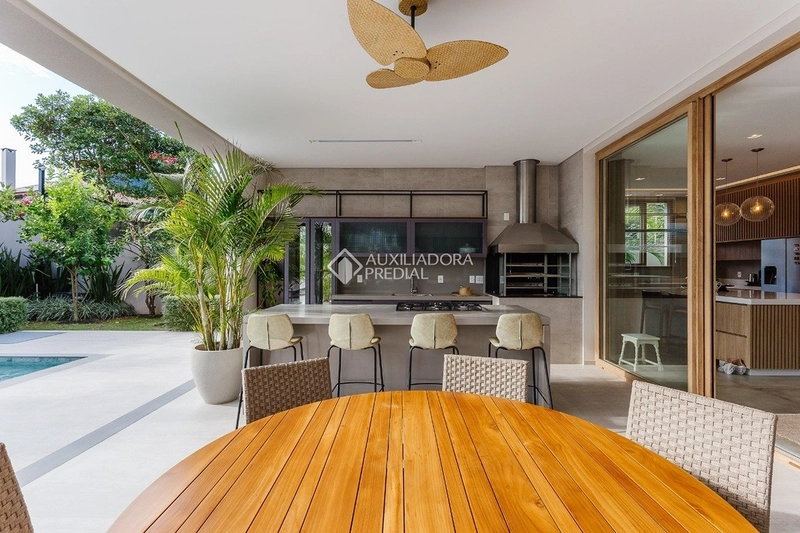 Casa de luxo com vista para o mar em Cacupé | 1.018 m² construídos | 4 dormitórios: 49ª foto da galeria de imagens do imóvel