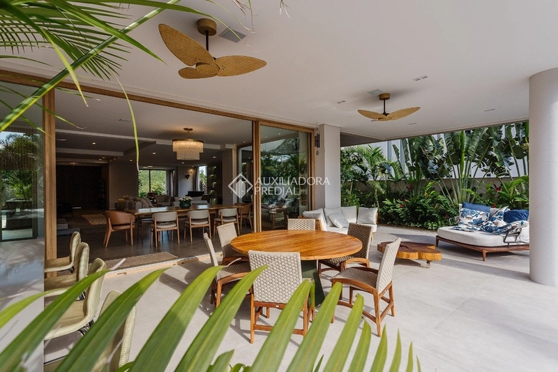 Casa de luxo com vista para o mar em Cacupé | 1.018 m² construídos | 4 dormitórios: 50ª foto da galeria de imagens do imóvel