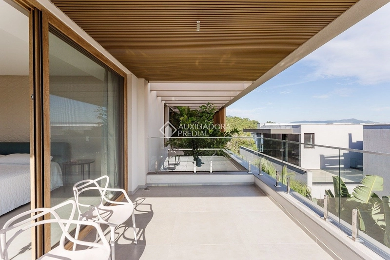 Casa de luxo com vista para o mar em Cacupé | 1.018 m² construídos | 4 dormitórios: 32ª foto da galeria de imagens do imóvel