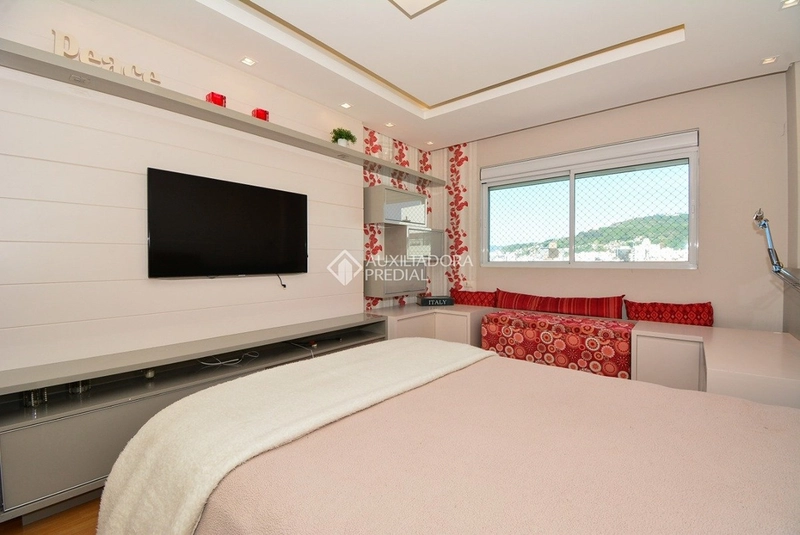 Apartamento de alto padrão próximo à Beira-Mar Norte | Vista para o mar | Centro de Florianópolis: 26ª foto da galeria de imagens do imóvel