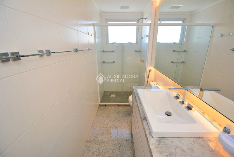 Apartamento de alto padrão próximo à Beira-Mar Norte | Vista para o mar | Centro de Florianópolis: 29ª foto da galeria de imagens do imóvel