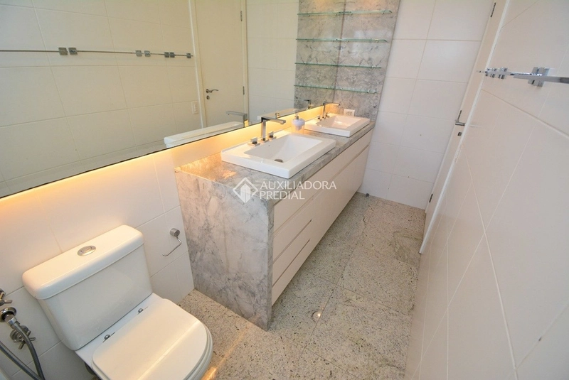 Apartamento de alto padrão próximo à Beira-Mar Norte | Vista para o mar | Centro de Florianópolis: 30ª foto da galeria de imagens do imóvel