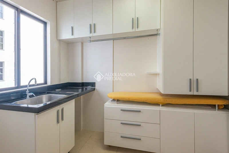 Apartamento 3 dormitórios com suíte no Centro de Florianópolis – 110 m², 2 vagas e sacada com churrasqueira: 27ª foto da galeria de imagens do imóvel