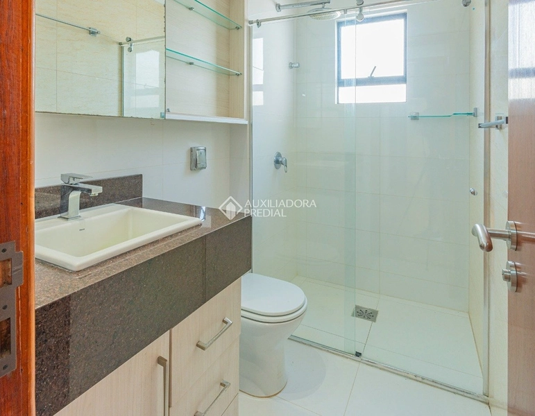 Apartamento 3 dormitórios com suíte no Centro de Florianópolis – 110 m², 2 vagas e sacada com churrasqueira: 26ª foto da galeria de imagens do imóvel