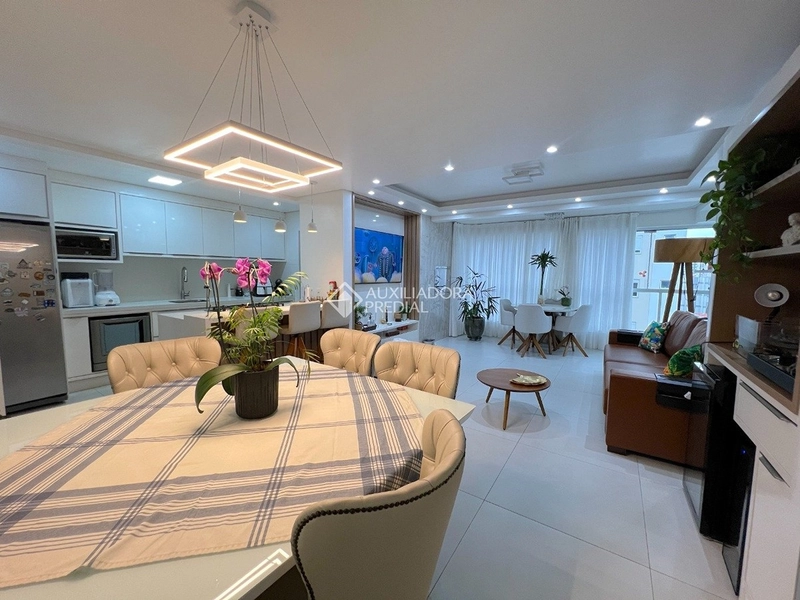 Apartamento finamente mobiliado à venda no Kobrasol | 3 dormitórios | 2 vagas | São José/SC: 9ª foto da galeria de imagens do imóvel