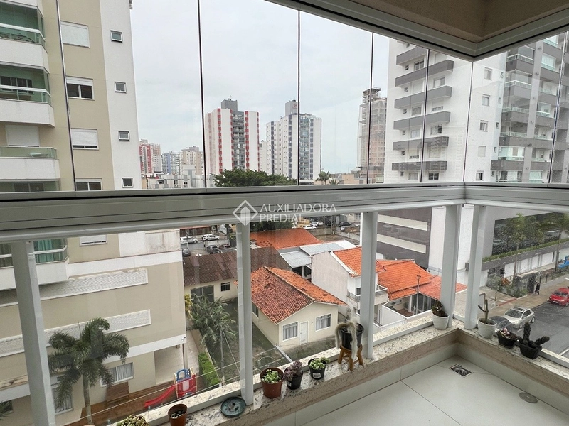 Apartamento finamente mobiliado à venda no Kobrasol | 3 dormitórios | 2 vagas | São José/SC: 29ª foto da galeria de imagens do imóvel